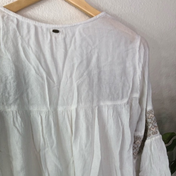 O’Neill White Bell Sleeve Top - Picture 5 of 6